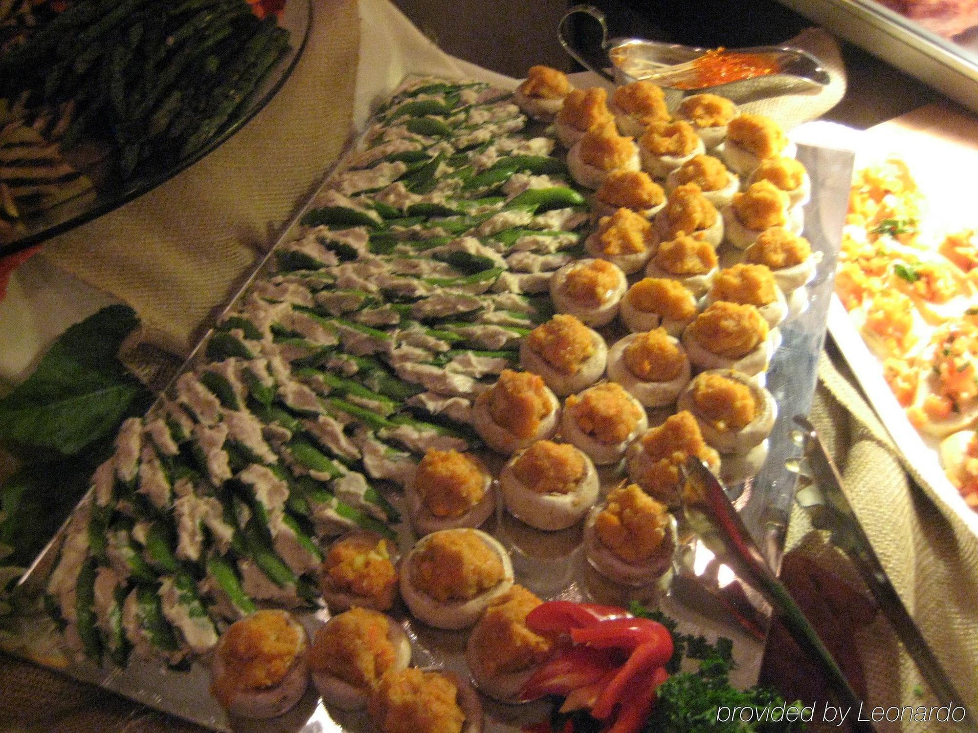 Clarion Hotel & Suites מאונט לאורל מסעדה תמונה